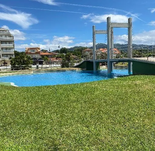 Samil Primera Linea De Playa Daire Vigo